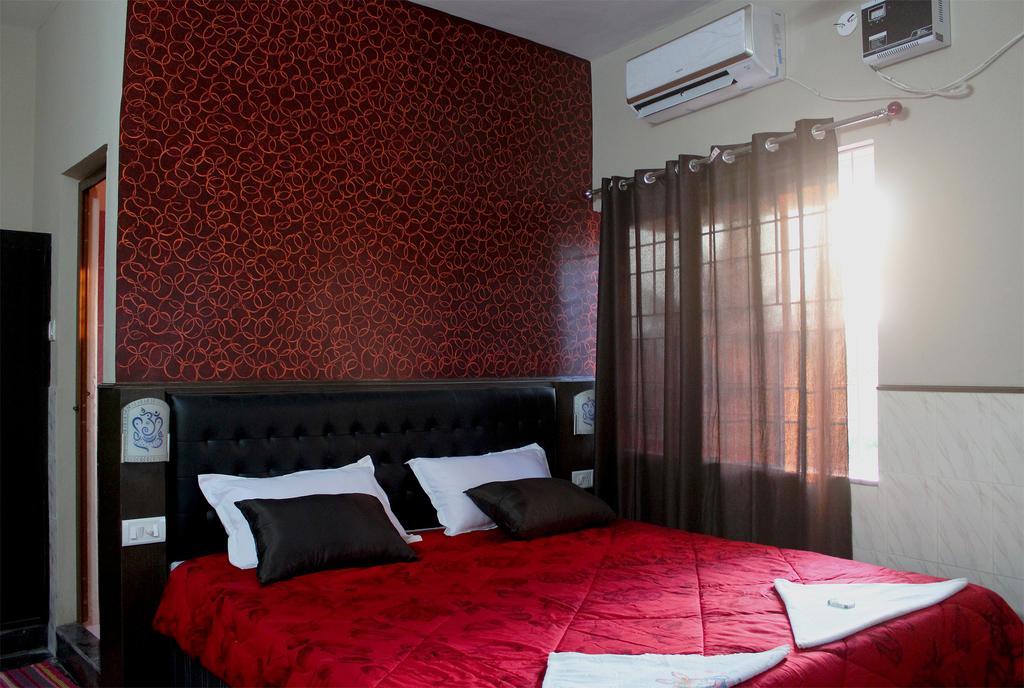 Vinodhara Guest House Mamallapuram Zimmer foto